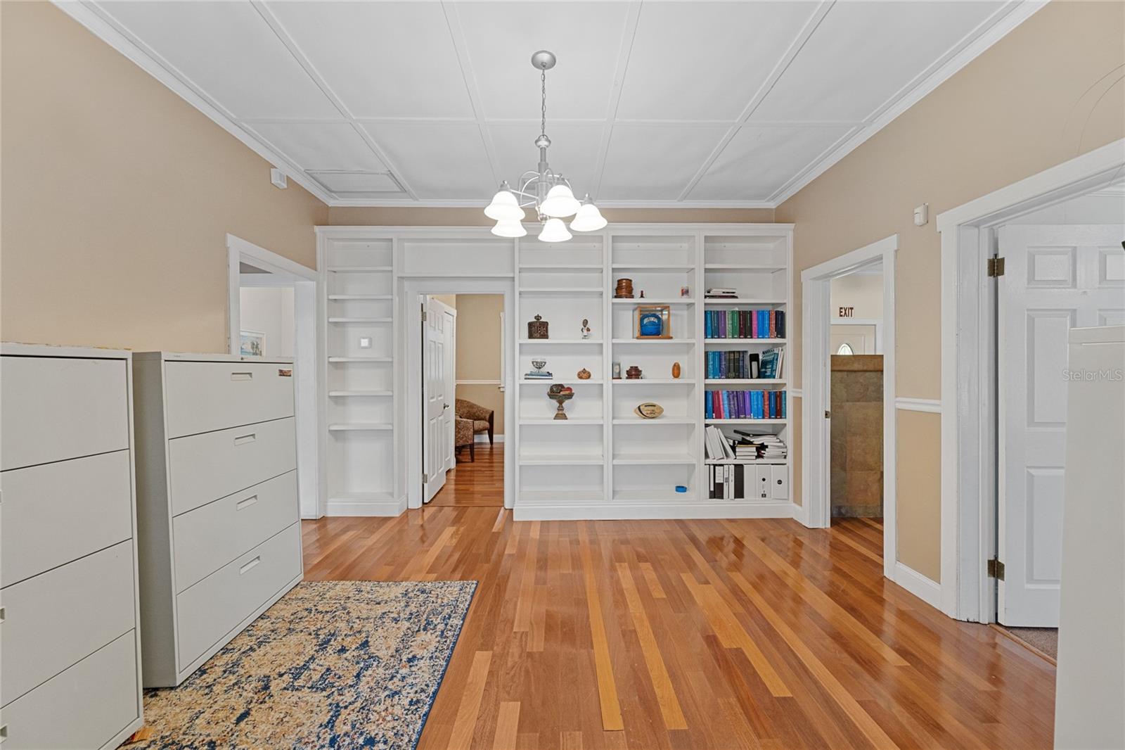 O6354921 Property Photo