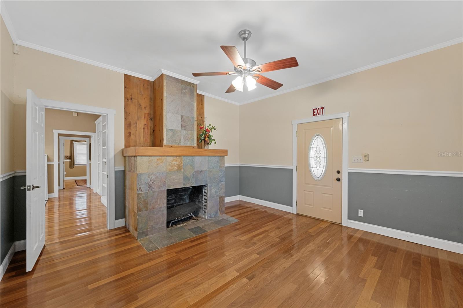 O6354921 Property Photo