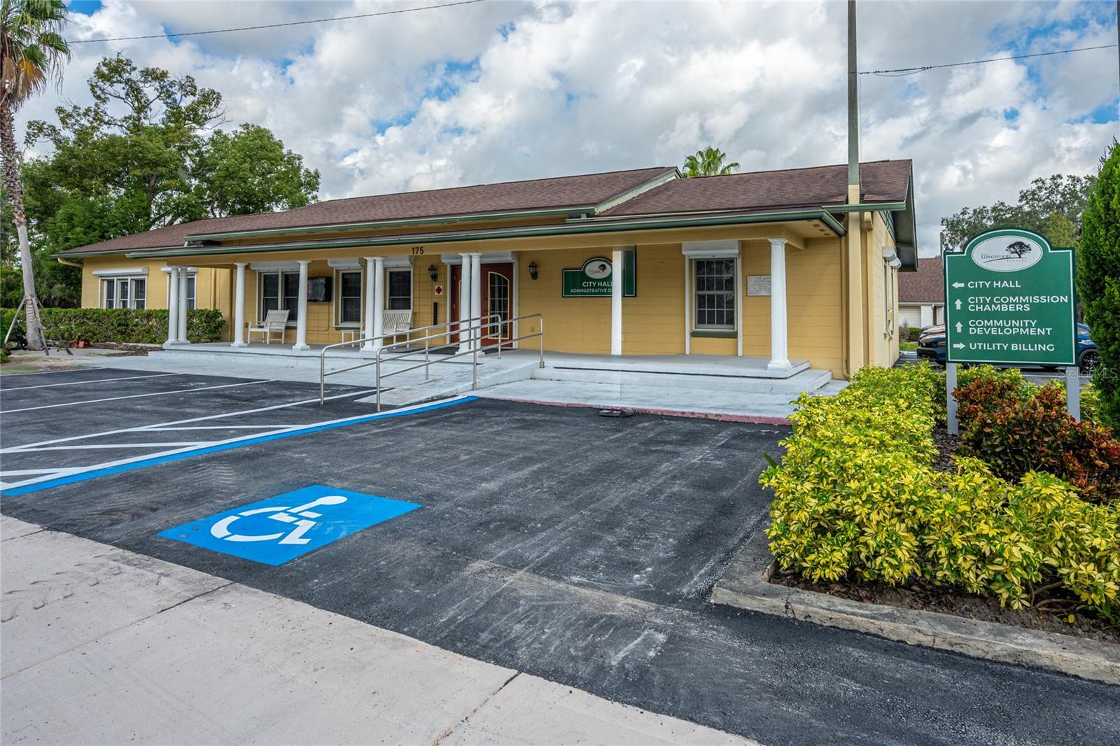 O6354921 Property Photo