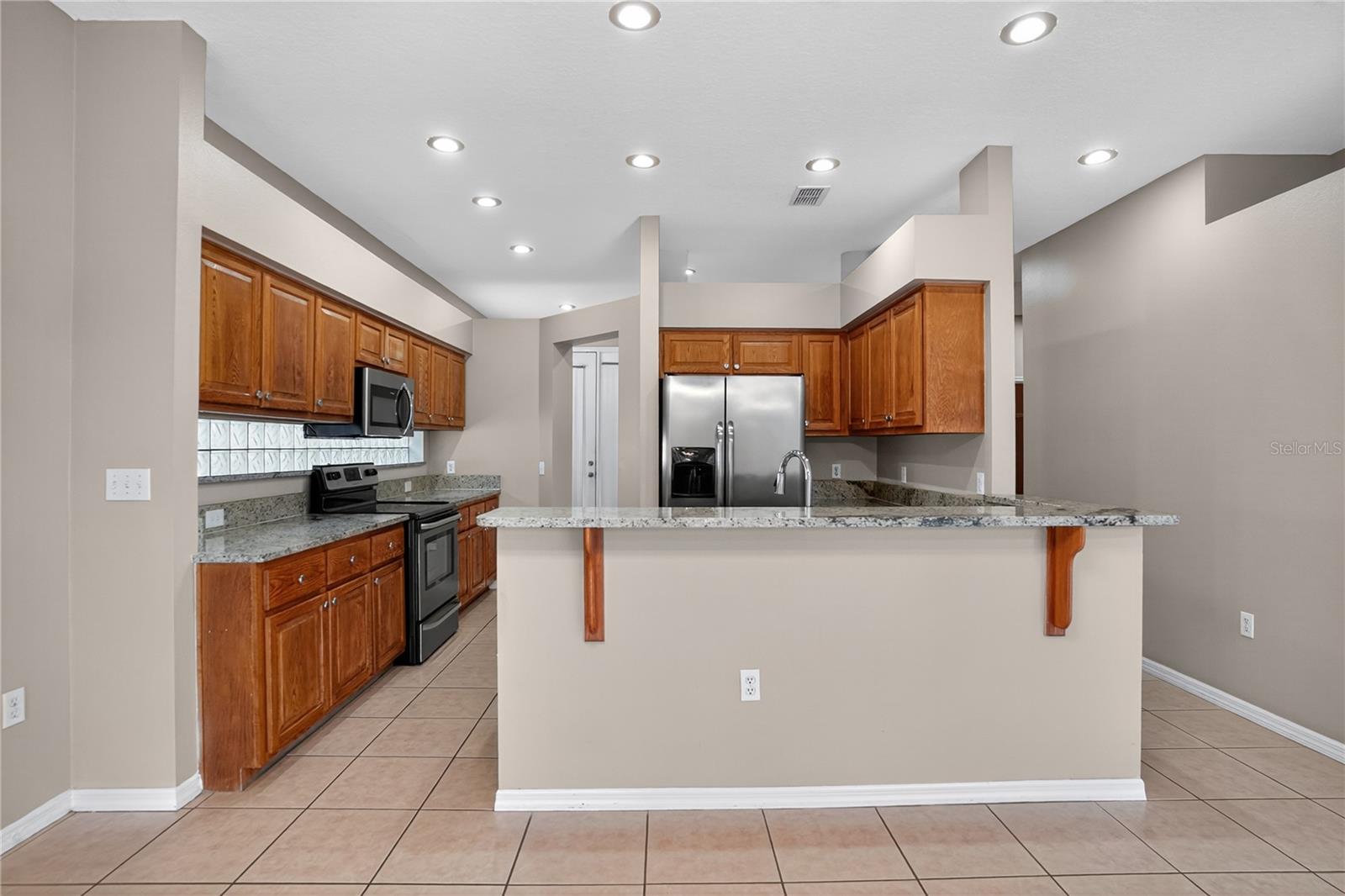 2916 SUNSET LAKES BLVD, KISSIMMEE, FL, 34747