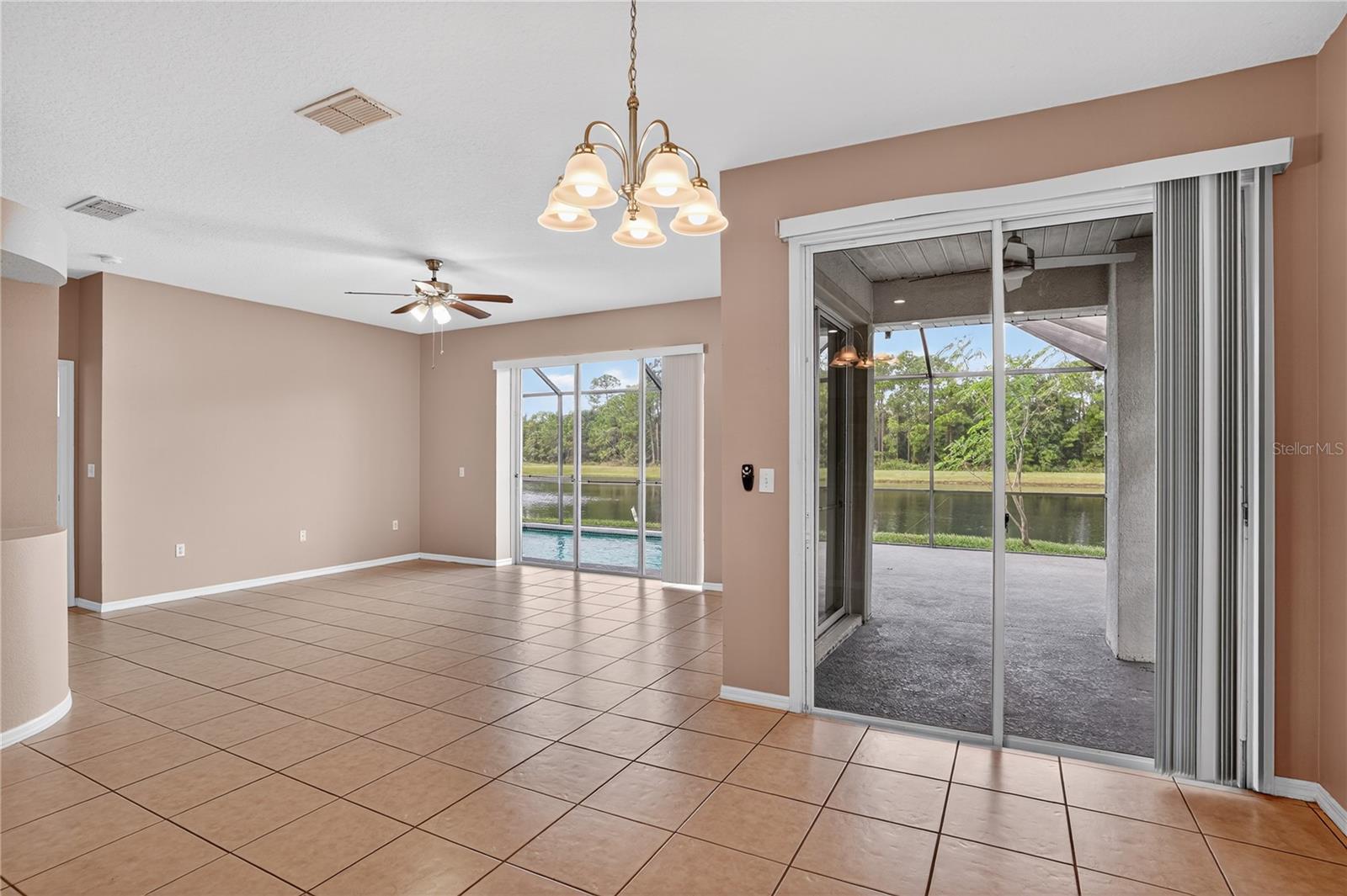 2916 SUNSET LAKES BLVD, KISSIMMEE, FL, 34747