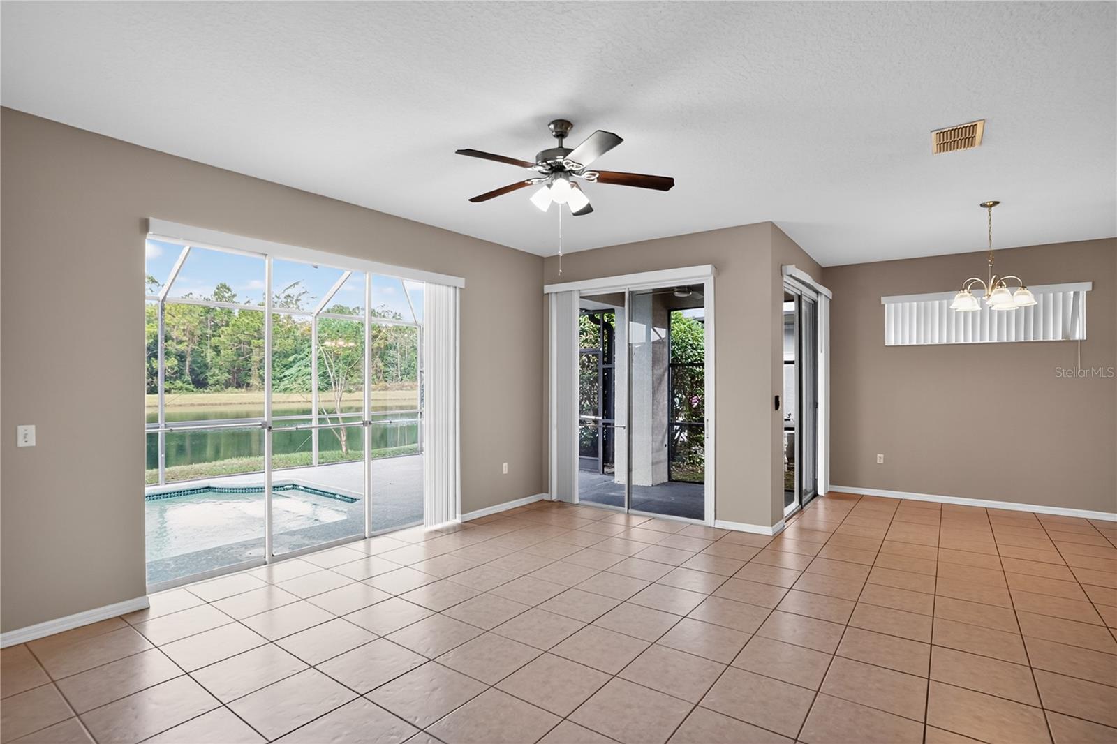 2916 SUNSET LAKES BLVD, KISSIMMEE, FL, 34747