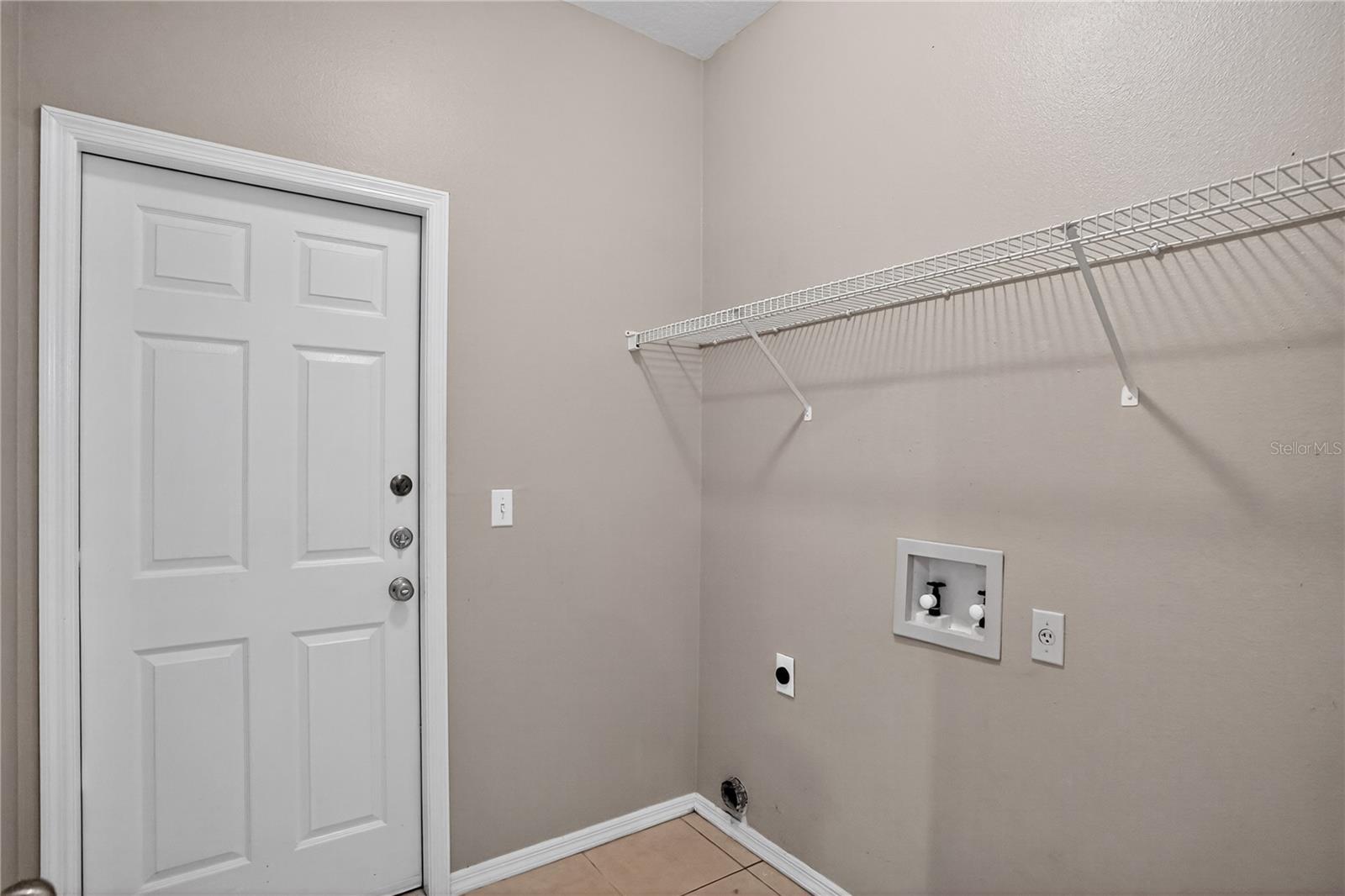 2916 SUNSET LAKES BLVD, KISSIMMEE, FL, 34747