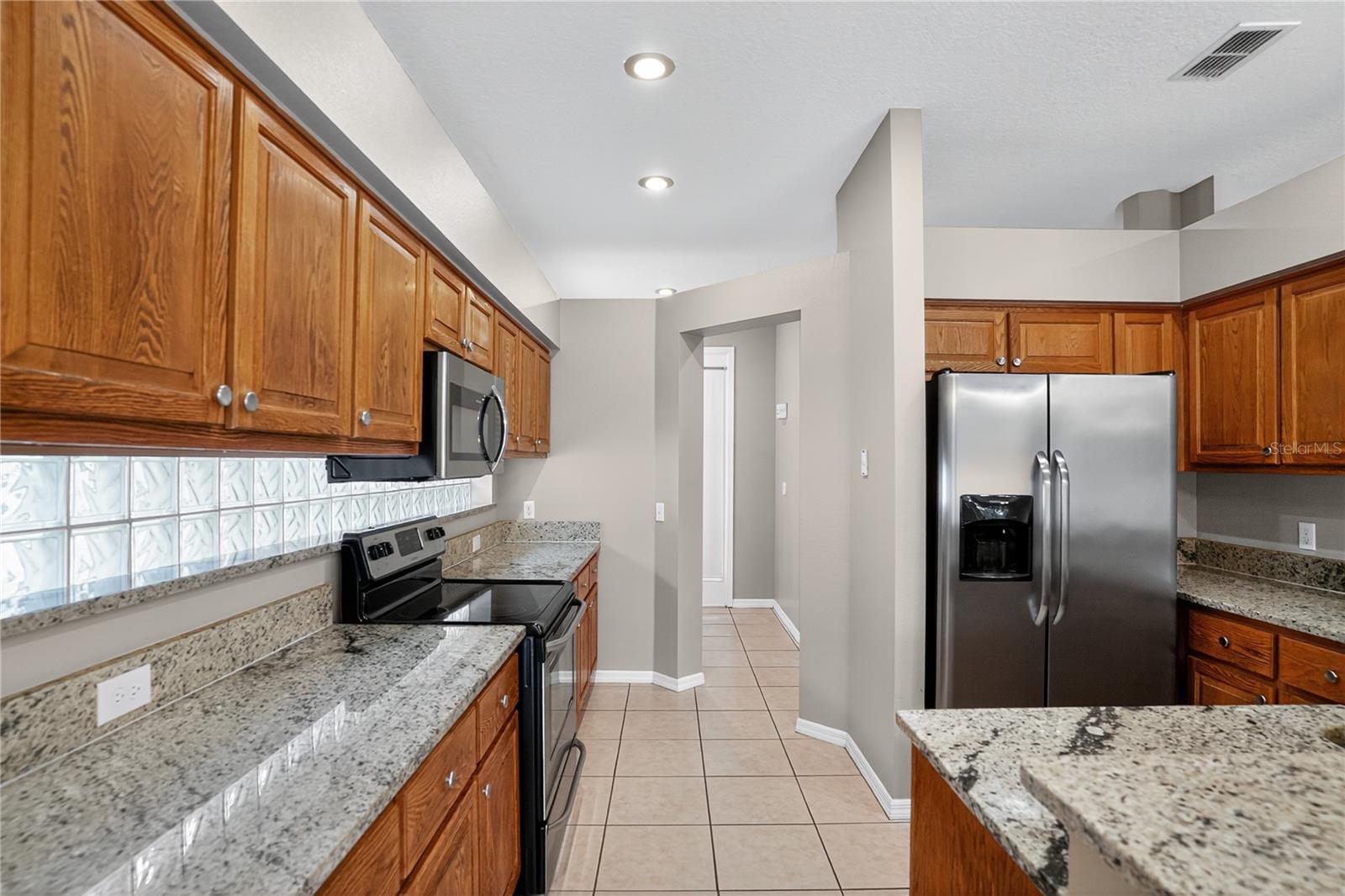 2916 SUNSET LAKES BLVD, KISSIMMEE, FL, 34747