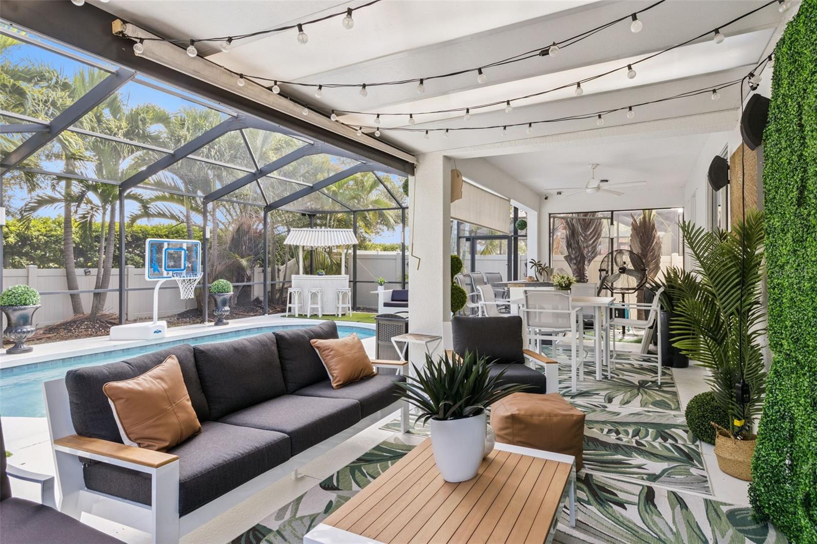 12004 RAMBLING STREAM DR, RIVERVIEW, FL, 33569