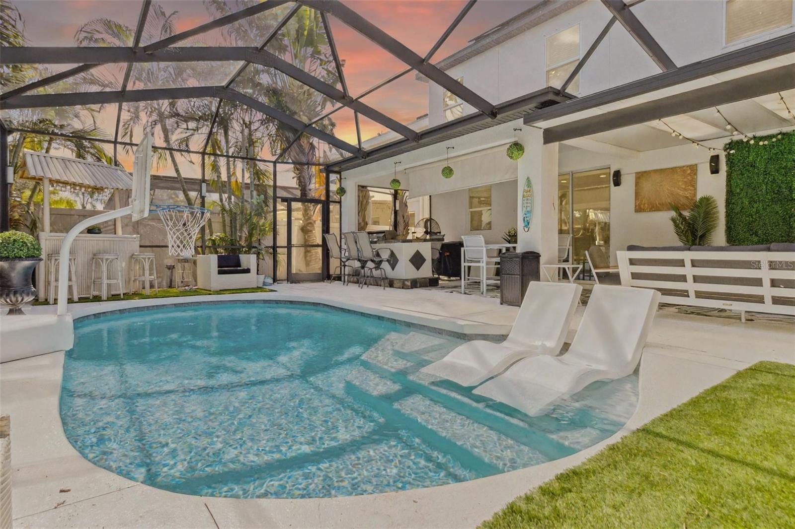 12004 RAMBLING STREAM DR, RIVERVIEW, FL, 33569