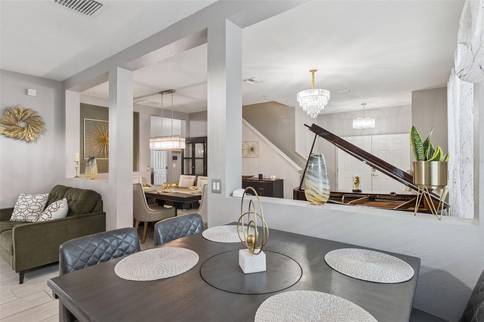 12004 RAMBLING STREAM DR, RIVERVIEW, FL, 33569