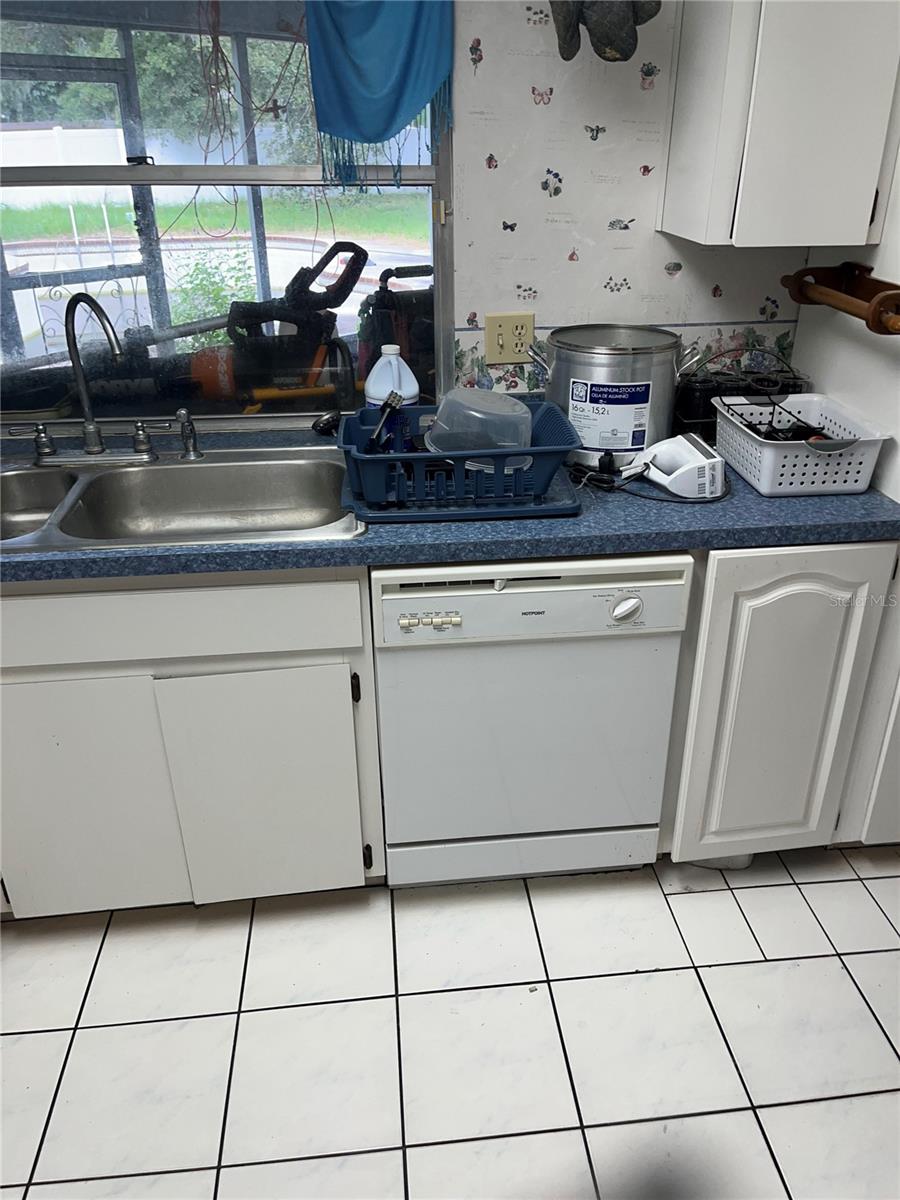 11894 91ST TER, SEMINOLE, FL, 33772