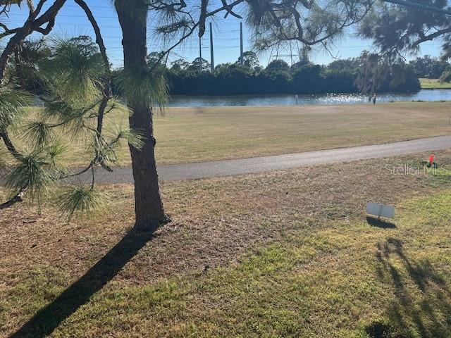 Back Yard, Golf Course and Lake View