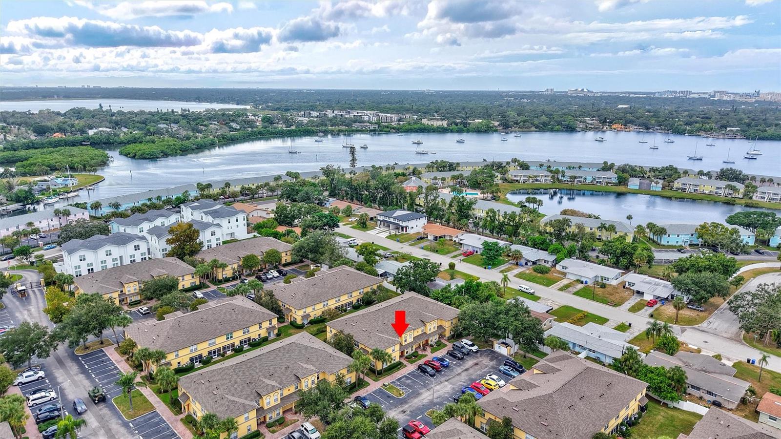 3855 ISLAND WAY, ST PETERSBURG, FL, 33705