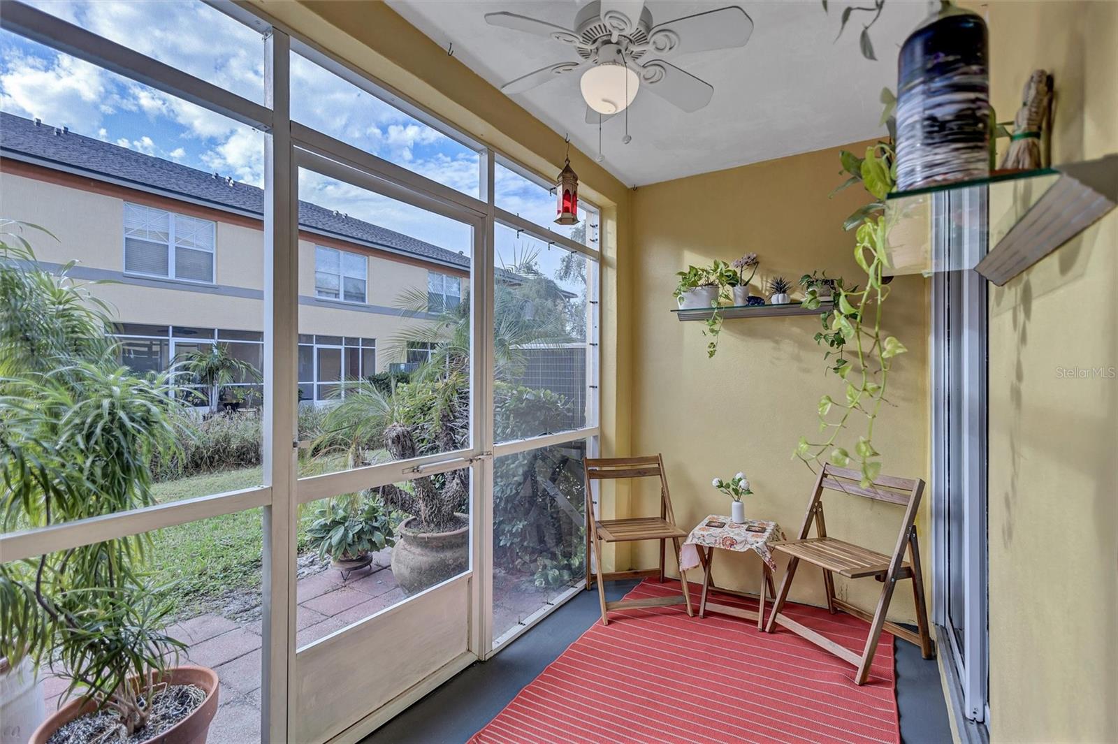 3855 ISLAND WAY, ST PETERSBURG, FL, 33705