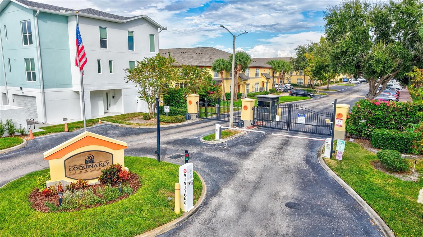 3855 ISLAND WAY, ST PETERSBURG, FL, 33705