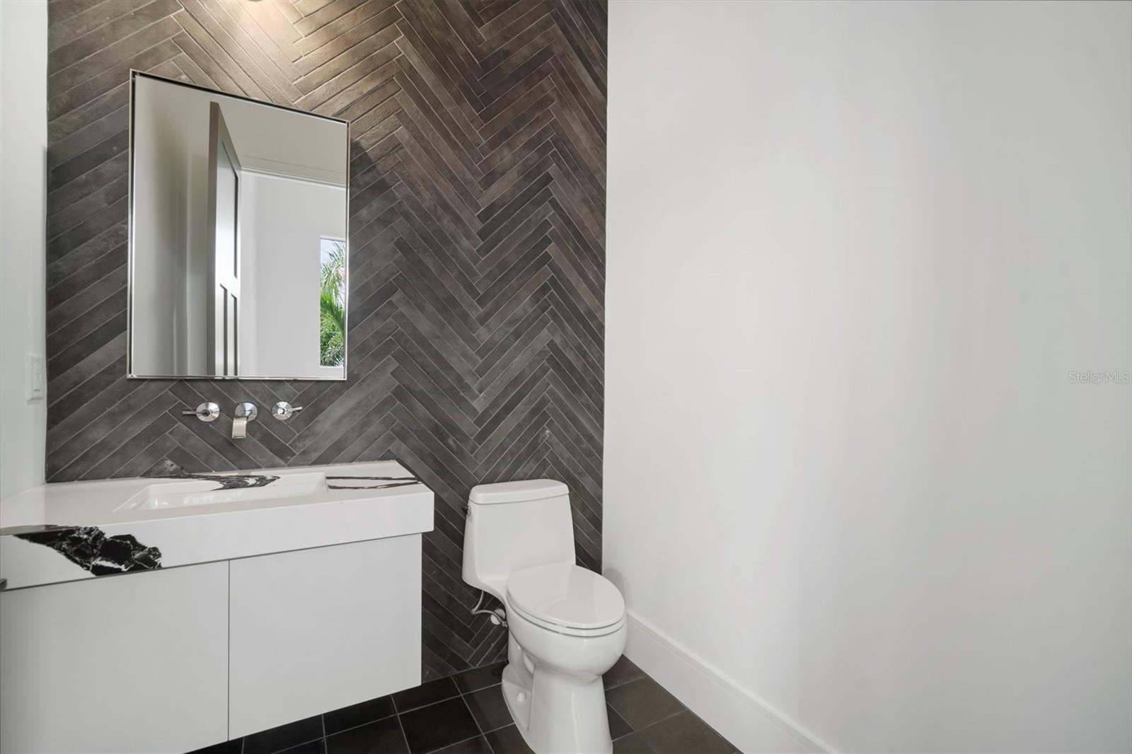 3 HAMMOCK BAY BLVD, APOLLO BEACH, FL, 33572