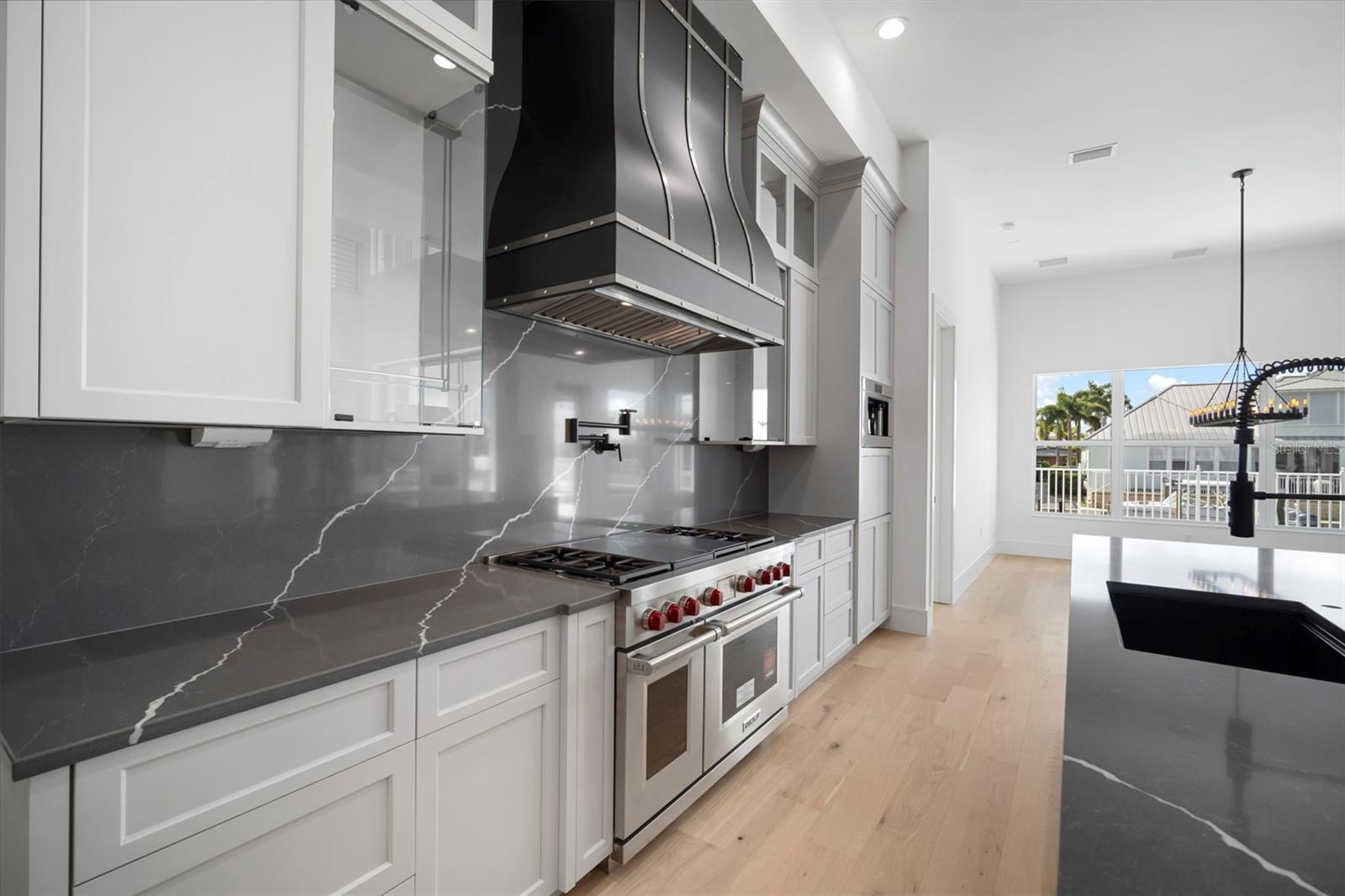 3 HAMMOCK BAY BLVD, APOLLO BEACH, FL, 33572