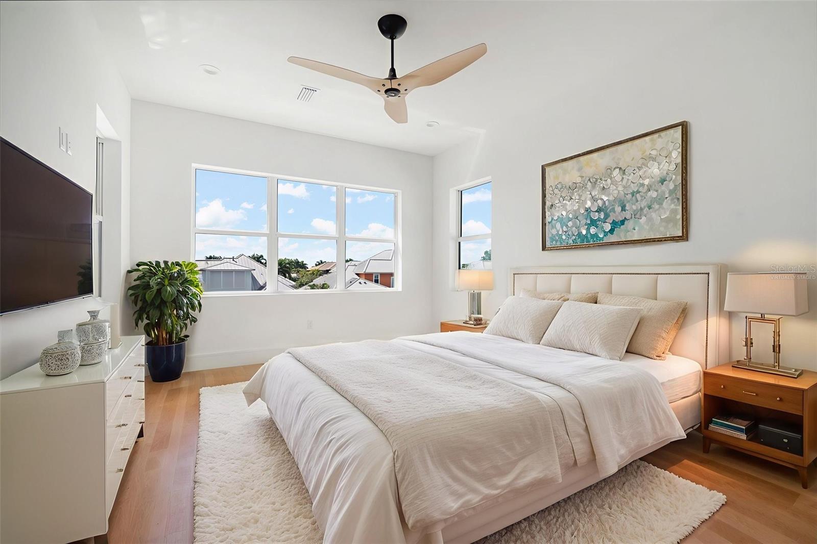 3 HAMMOCK BAY BLVD, APOLLO BEACH, FL, 33572