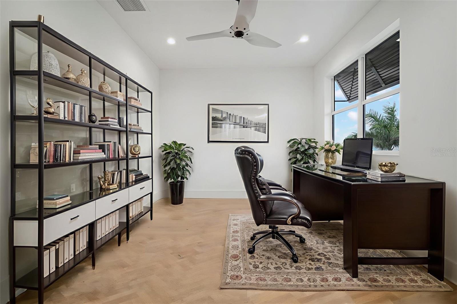 3 HAMMOCK BAY BLVD, APOLLO BEACH, FL, 33572