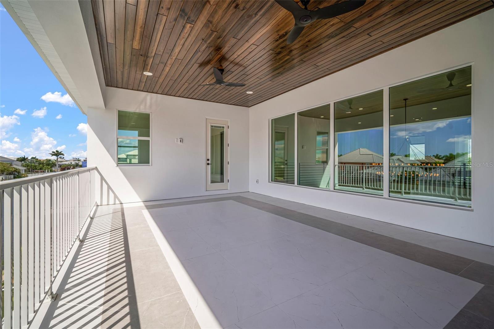 3 HAMMOCK BAY BLVD, APOLLO BEACH, FL, 33572