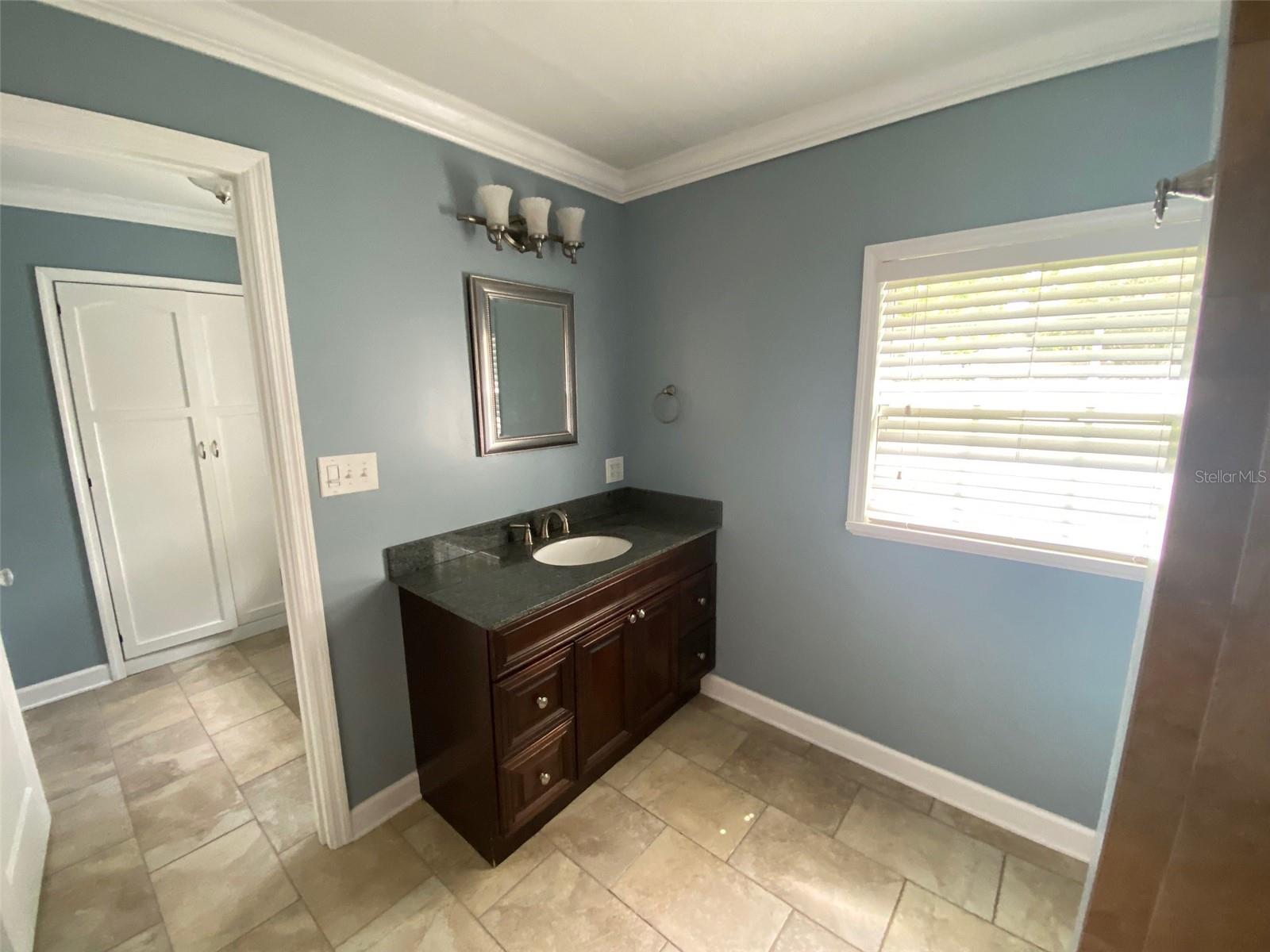 1025 HUNTER AVE, ORLANDO, FL, 32804