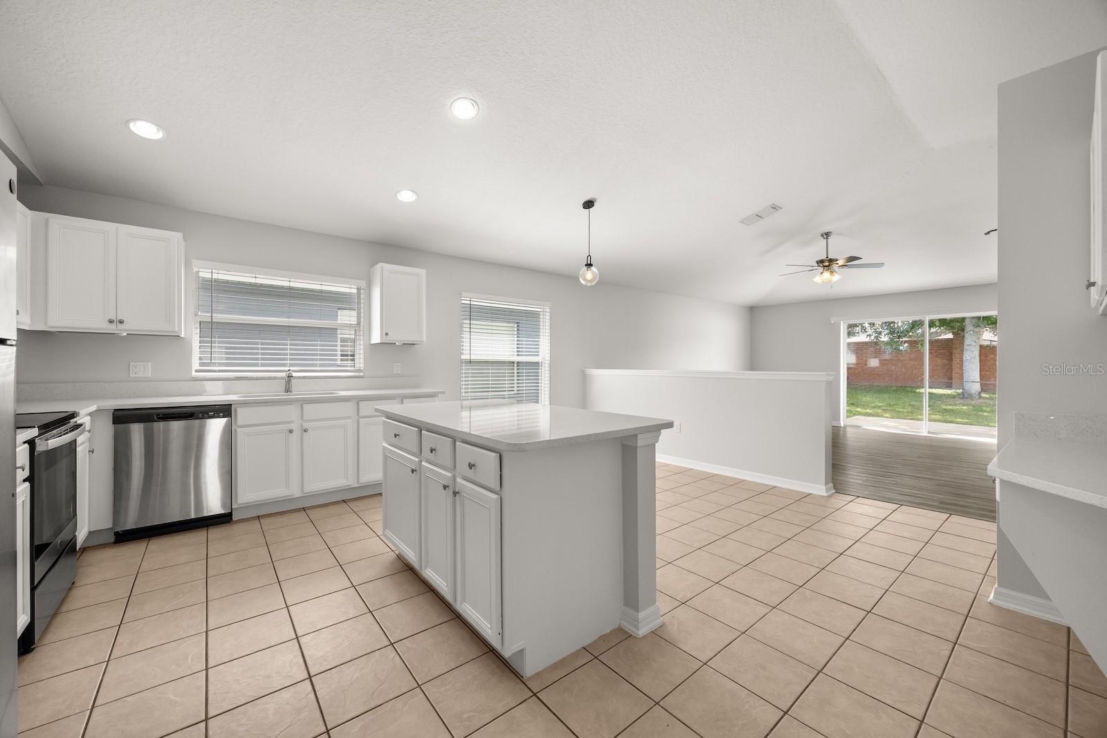 810 MCINNIS CT, KISSIMMEE, FL, 34744