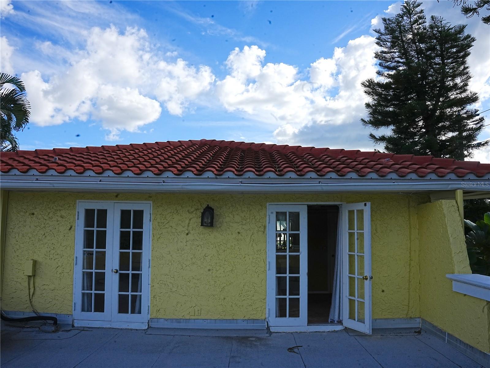 305 GULF BLVD, BELLEAIR BEACH, FL, 33786