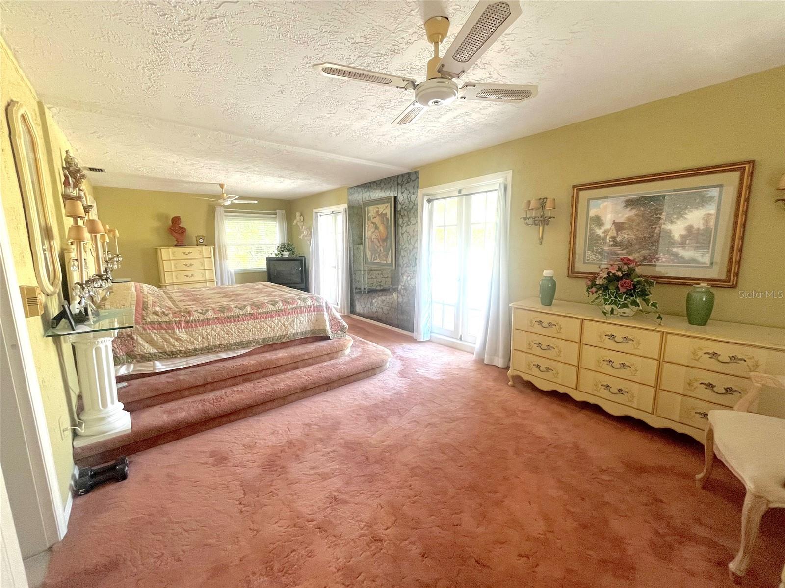 305 GULF BLVD, BELLEAIR BEACH, FL, 33786