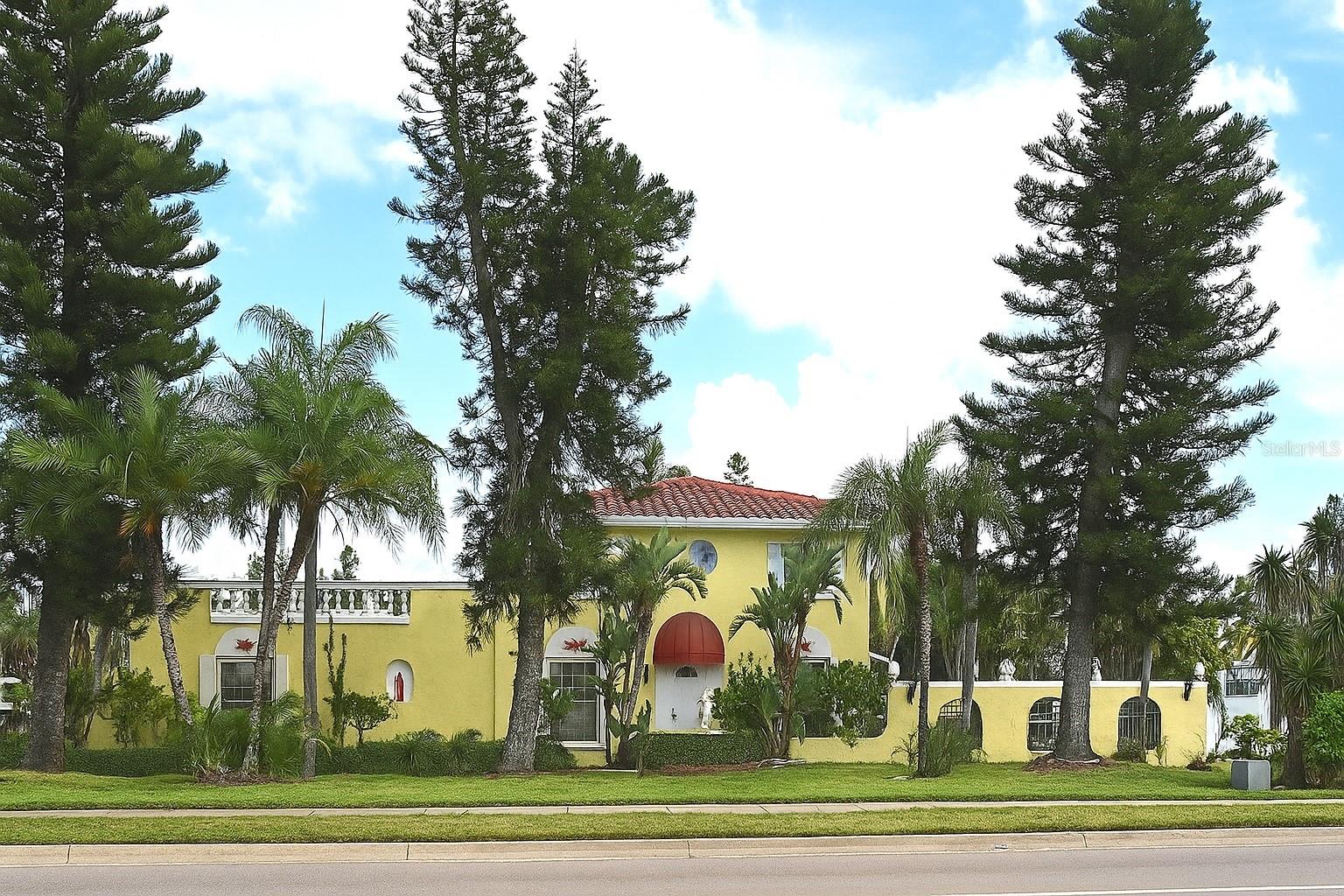 305 GULF BLVD, BELLEAIR BEACH, FL, 33786