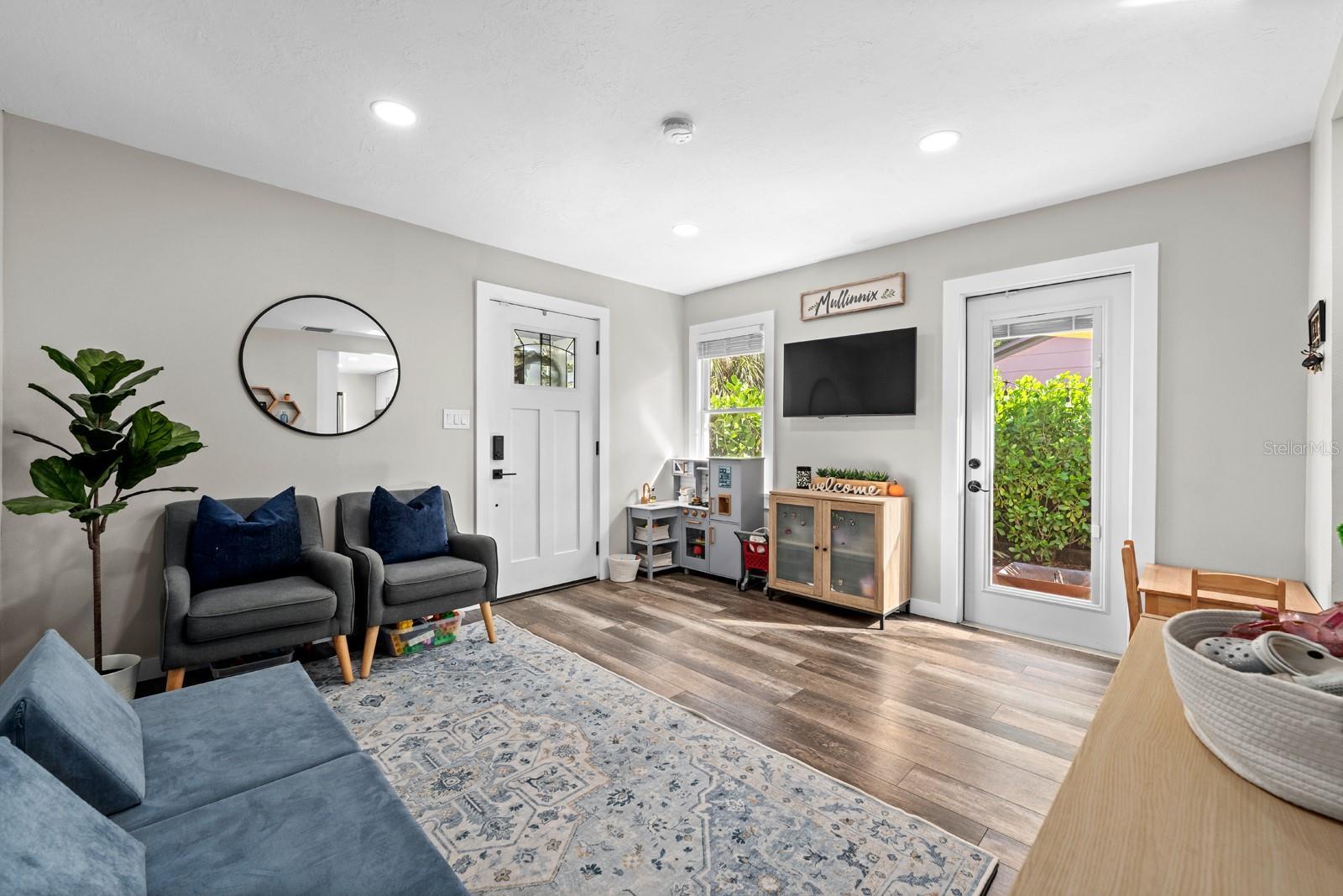 3526 4TH AVE N, ST PETERSBURG, FL, 33713