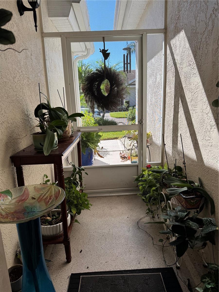 2305 OLIVE BRANCH DR, SUN CITY CENTER, FL, 33573