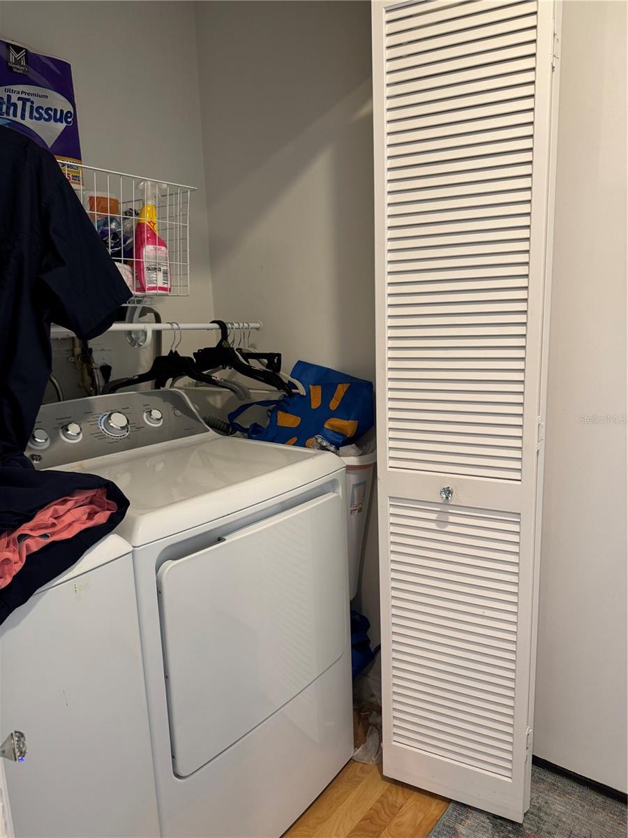 2305 OLIVE BRANCH DR, SUN CITY CENTER, FL, 33573