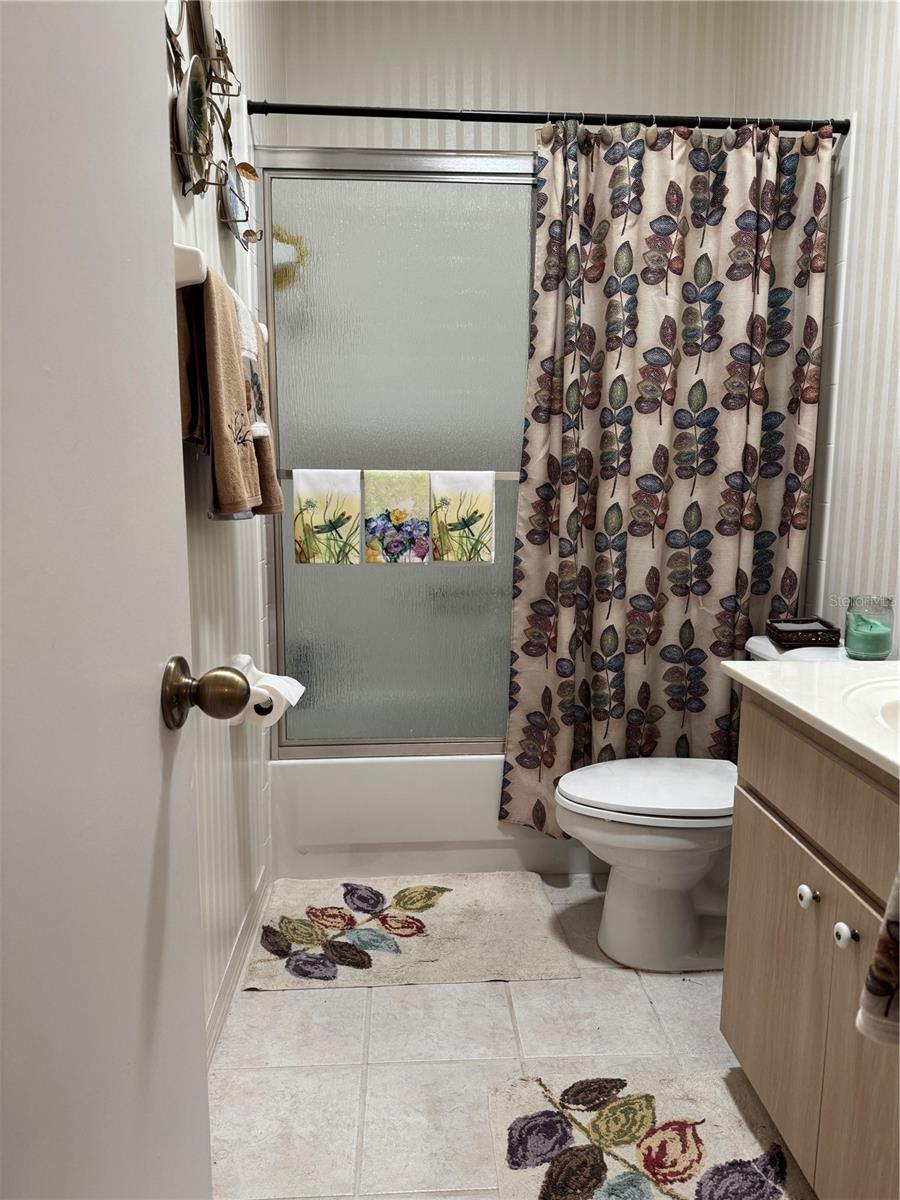 2305 OLIVE BRANCH DR, SUN CITY CENTER, FL, 33573