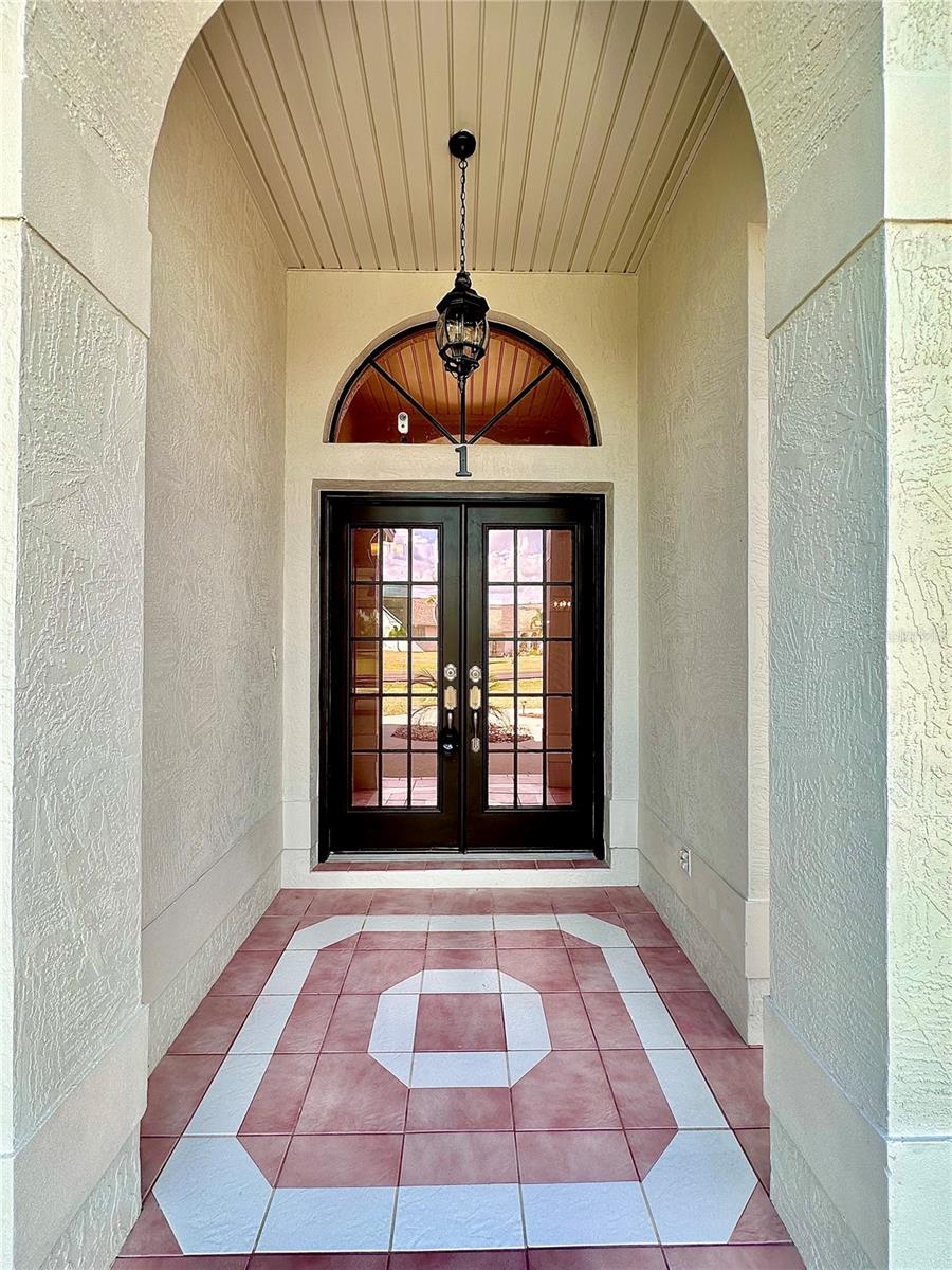 1 CLUBHOUSE RD, ROTONDA WEST, FL, 33947