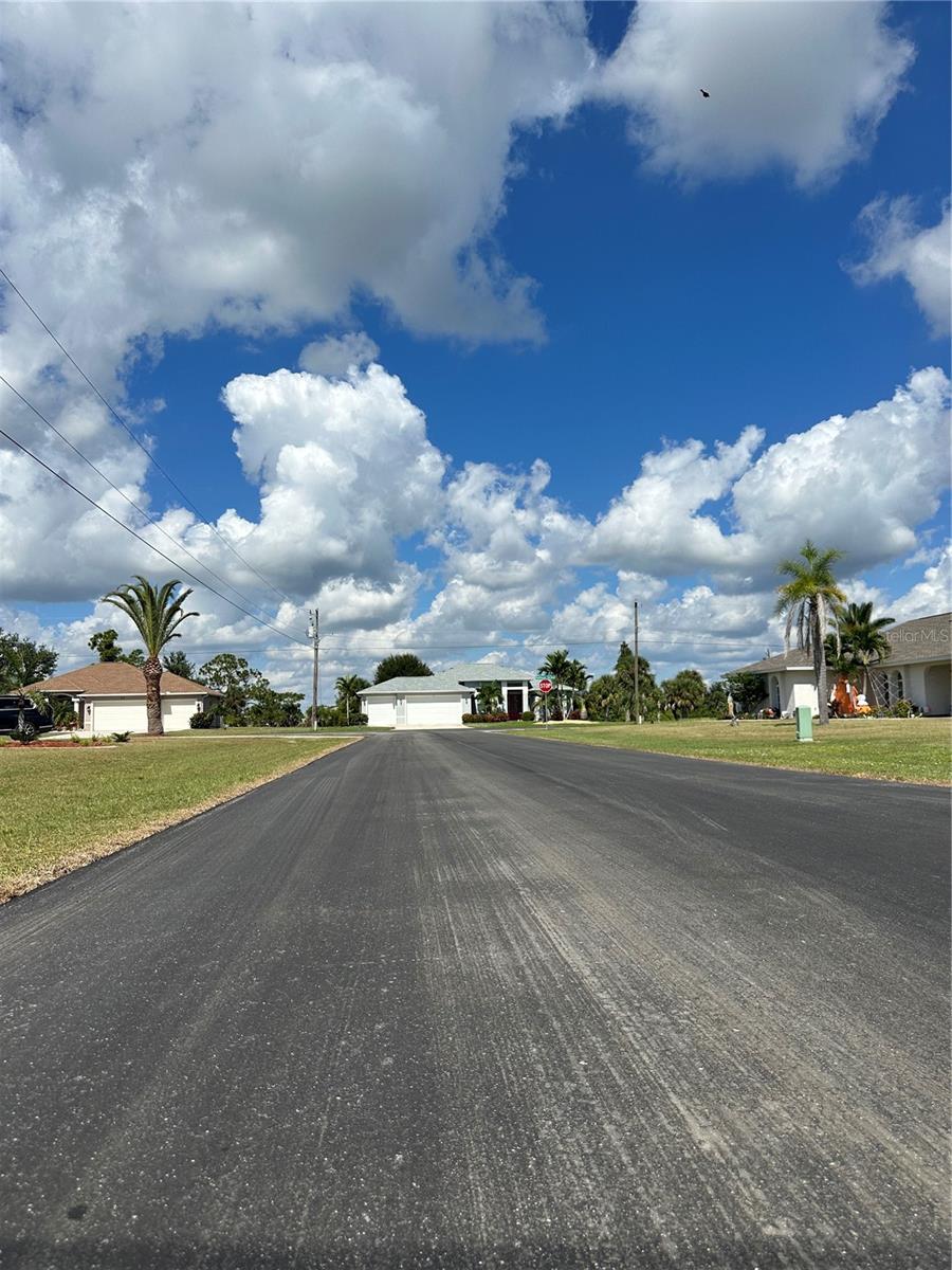 1 CLUBHOUSE RD, ROTONDA WEST, FL, 33947