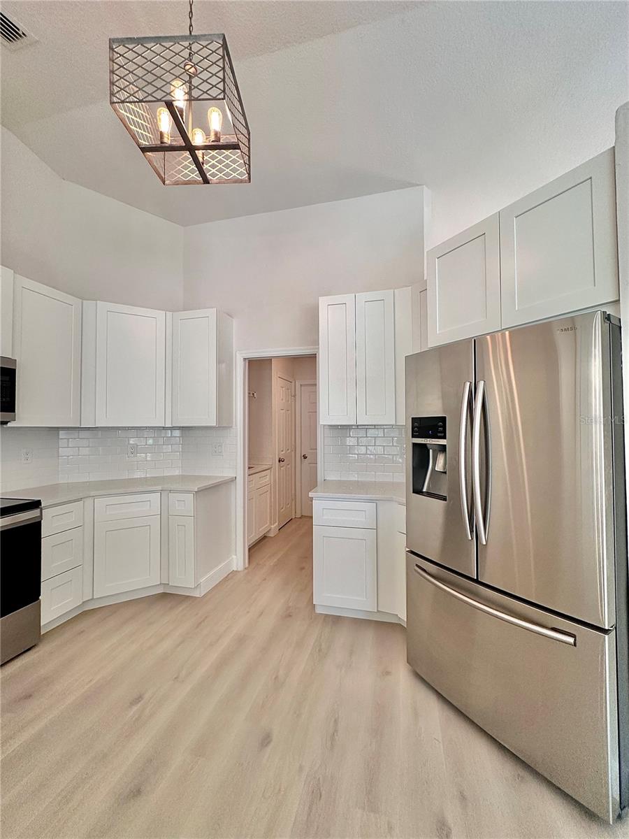 1 CLUBHOUSE RD, ROTONDA WEST, FL, 33947