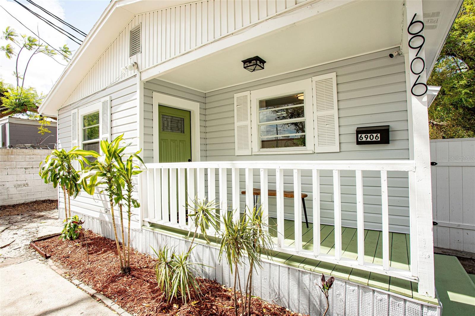 6906 N CENTRAL AVE, TAMPA, FL, 33604