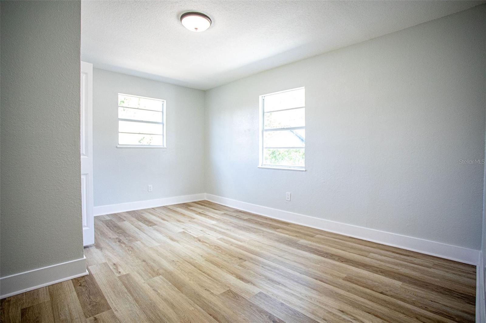 6906 N CENTRAL AVE, TAMPA, FL, 33604