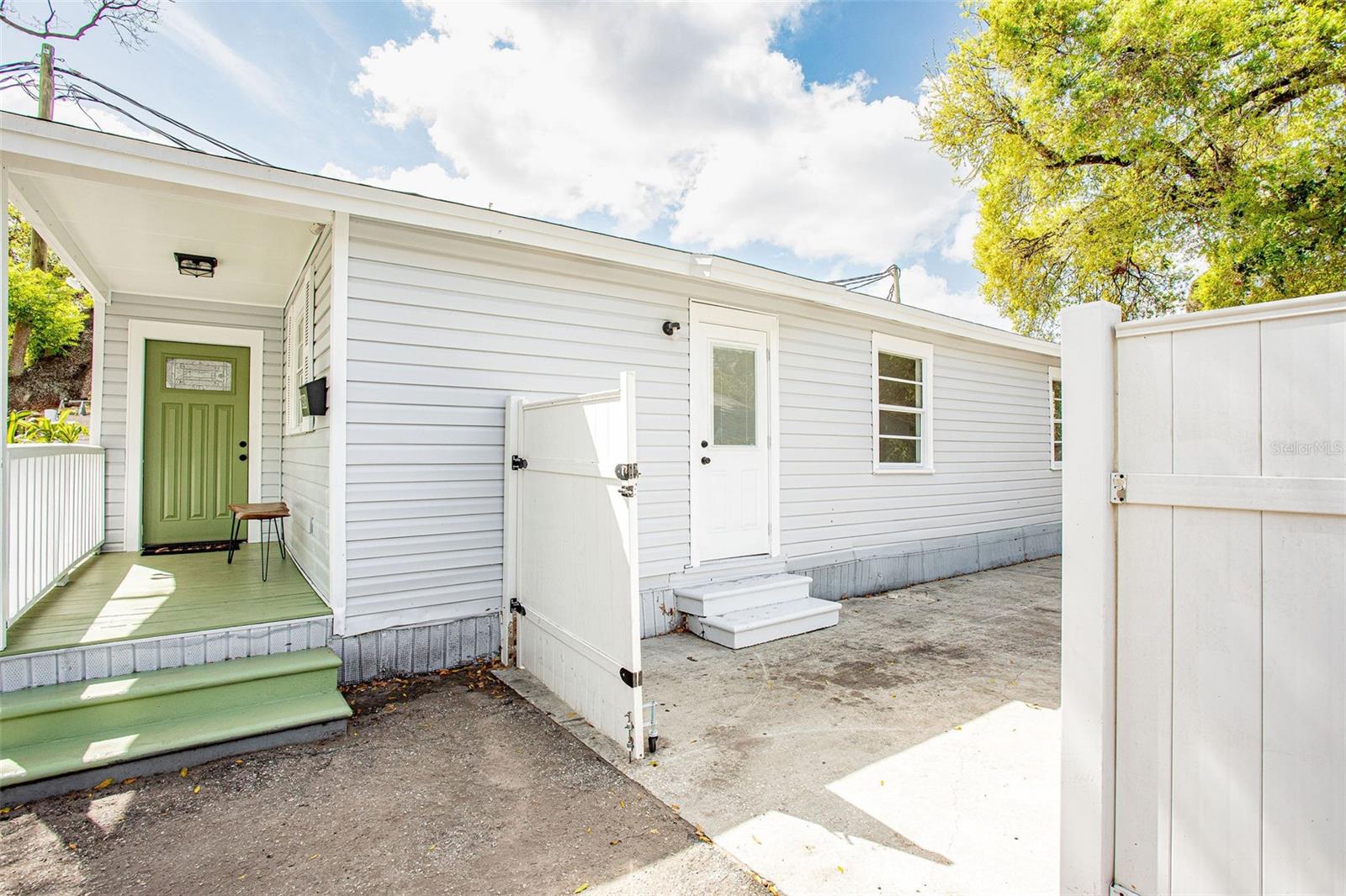 6906 N CENTRAL AVE, TAMPA, FL, 33604