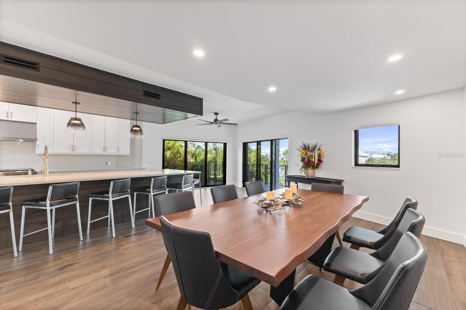 A4669504 Property Photo