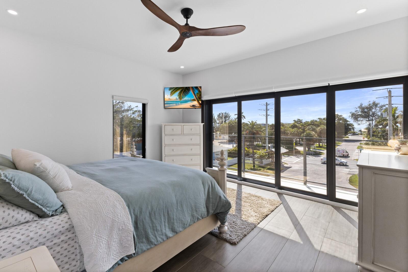 A4669504 Property Photo