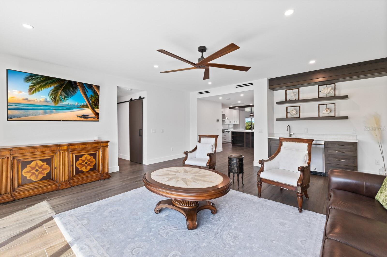 A4669504 Property Photo