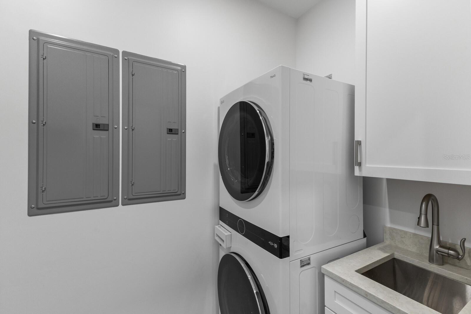 A4669504 Property Photo