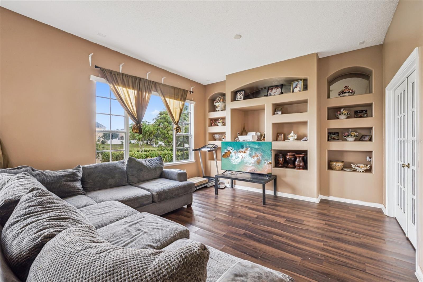 2530 SAND ARBOR CIR, ORLANDO, FL, 32824