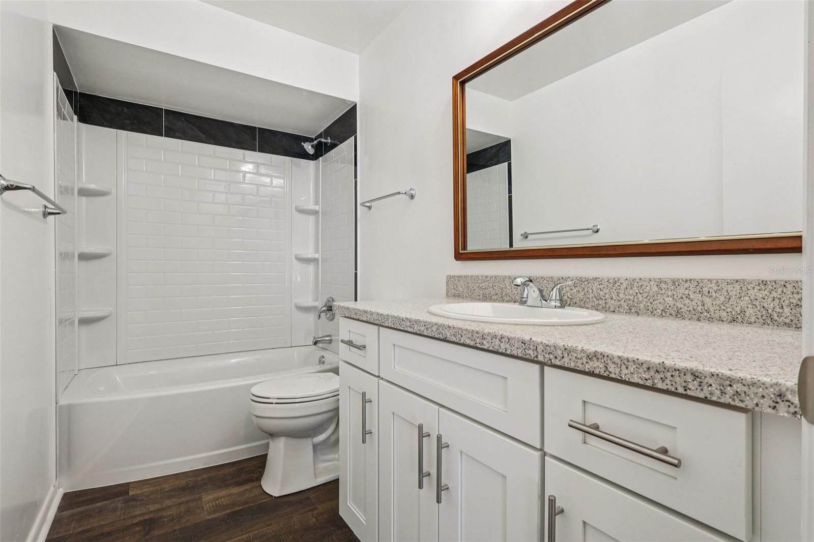 212 EASTRIDGE DR, EUSTIS, FL, 32726