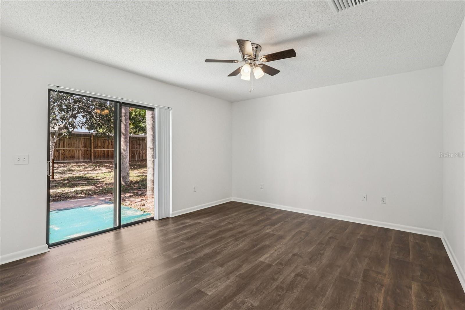 212 EASTRIDGE DR, EUSTIS, FL, 32726