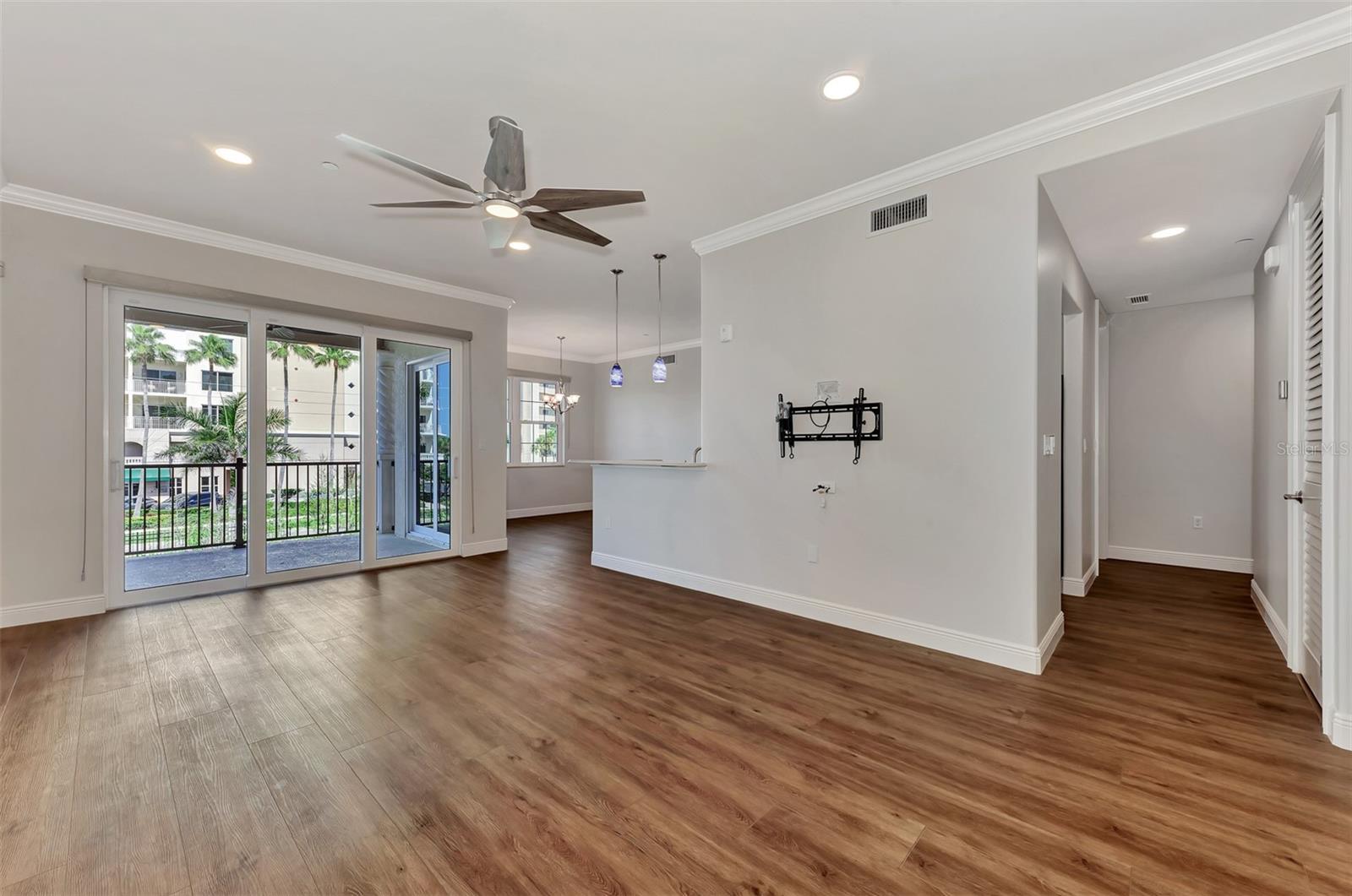 830 THE ESPLANADE N #203, VENICE, FL, 34285