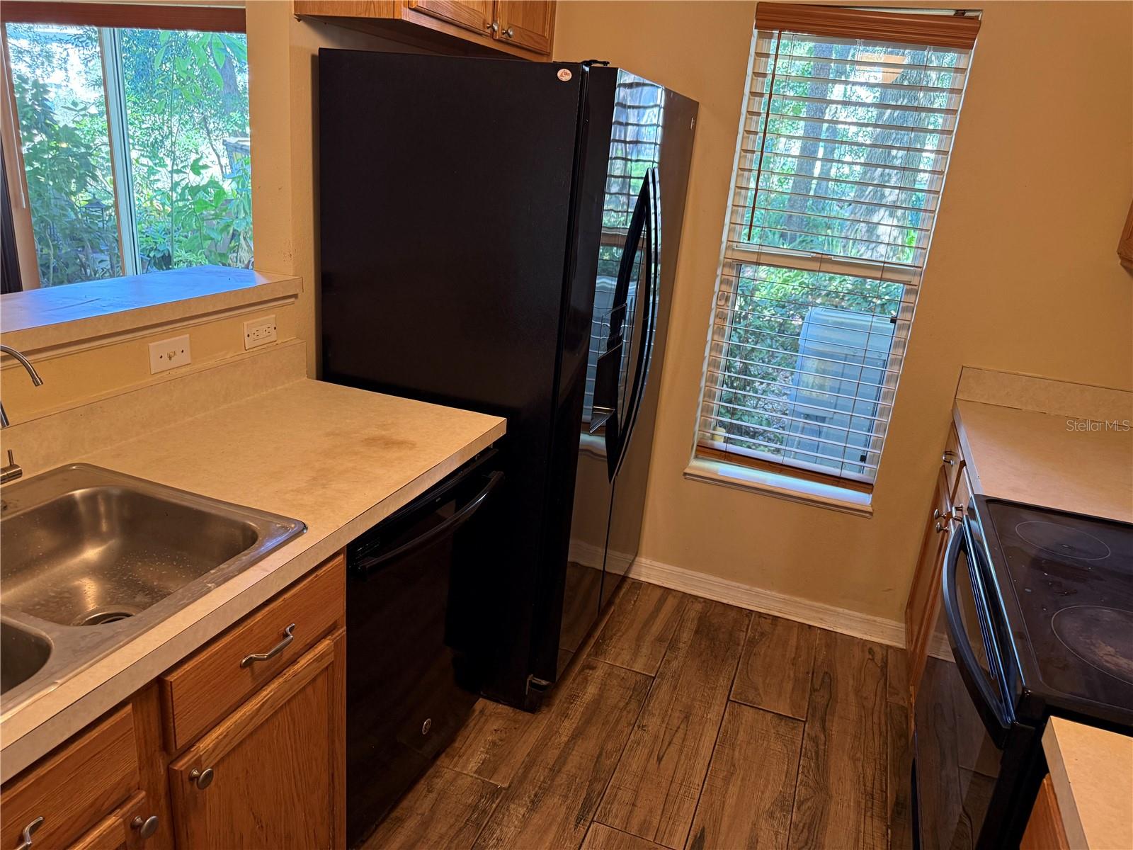 4652 ASHBURN SQUARE DR, TAMPA, FL, 33610