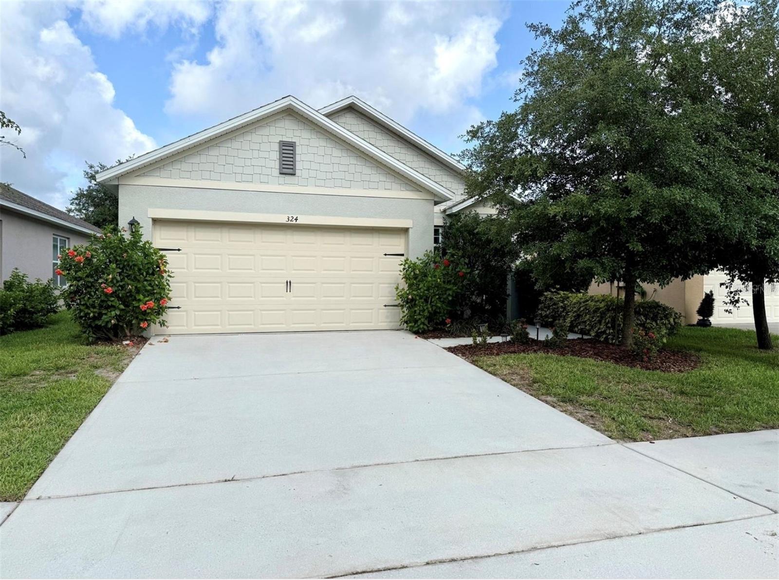 324 CHARLES DR, DELAND, FL, 32724