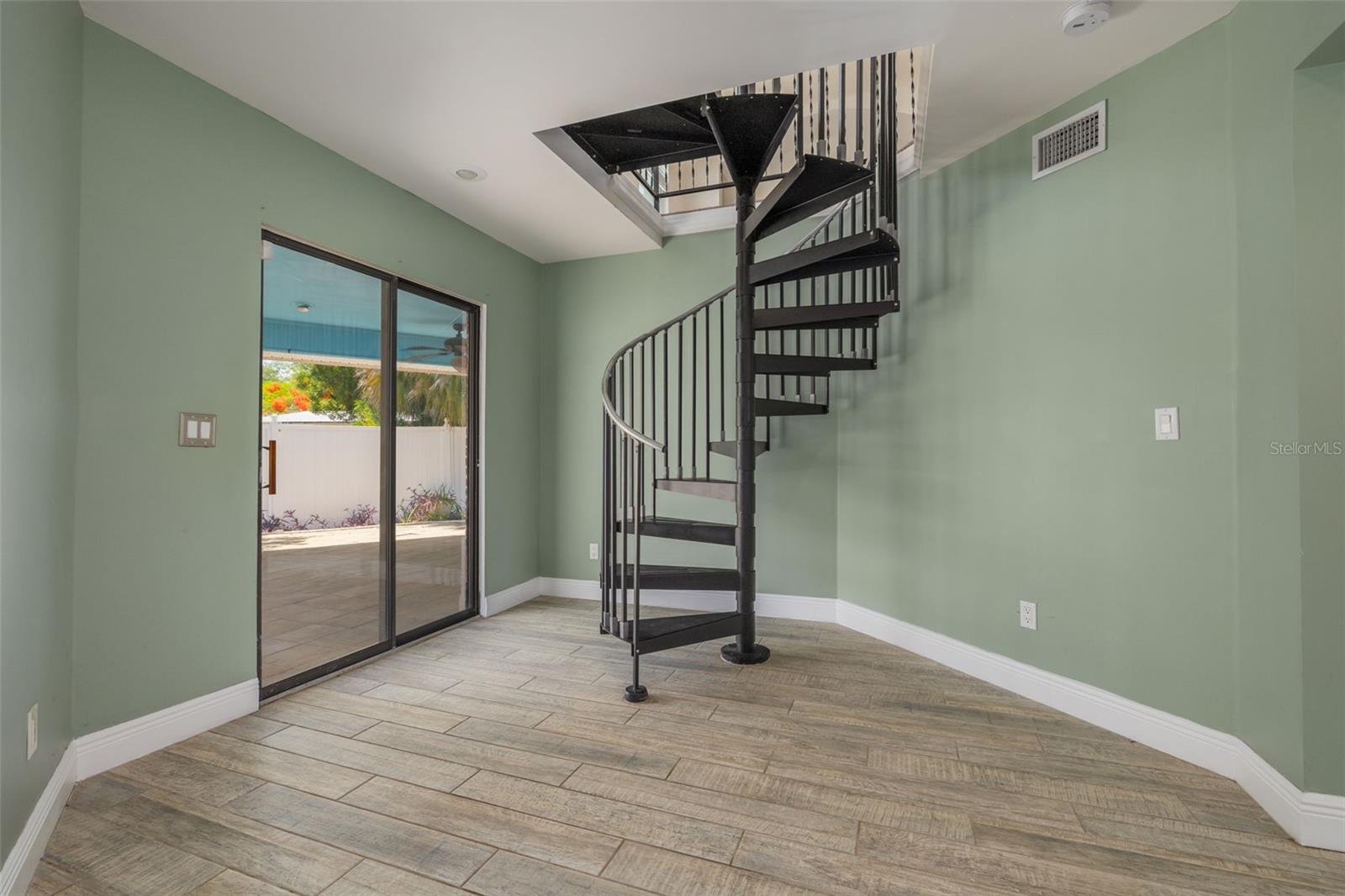 941 65TH ST S, ST PETERSBURG, FL, 33707