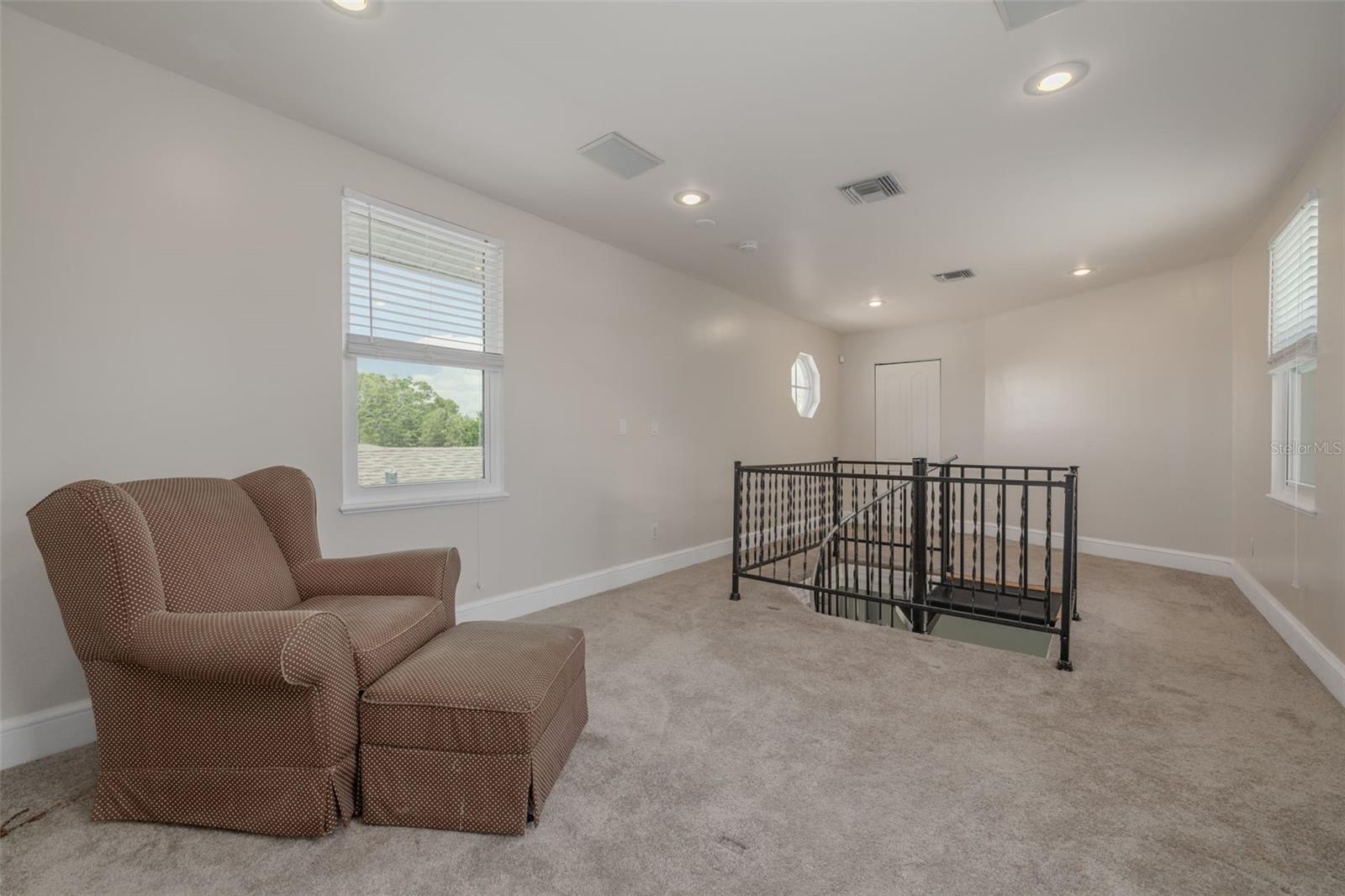 941 65TH ST S, ST PETERSBURG, FL, 33707