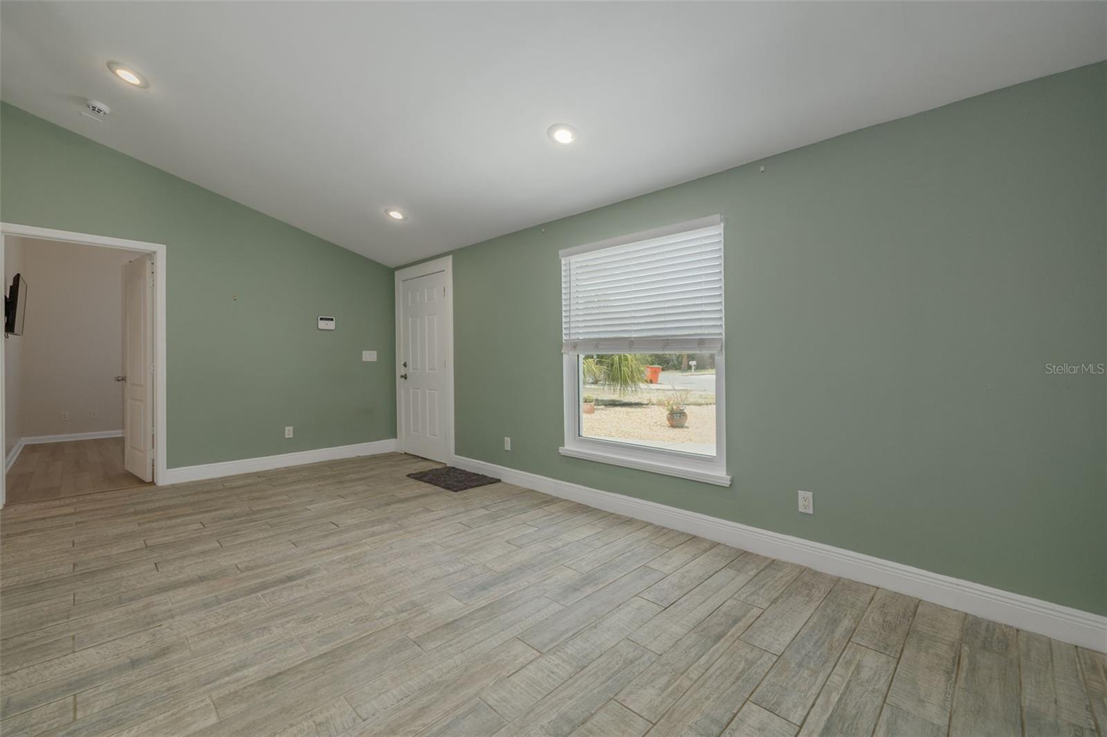 941 65TH ST S, ST PETERSBURG, FL, 33707