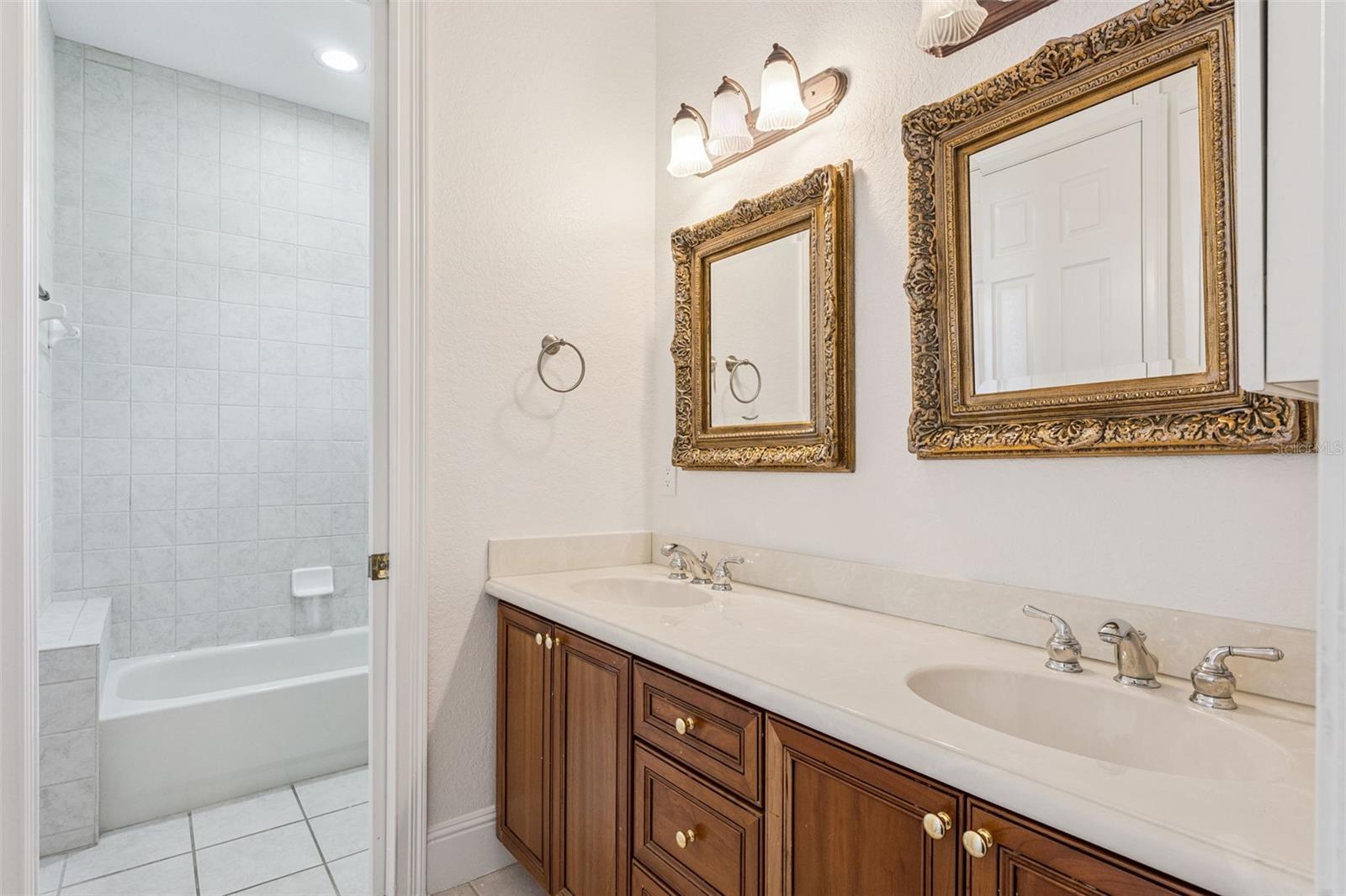 8824 ELLIOTTS CT, ORLANDO, FL, 32836